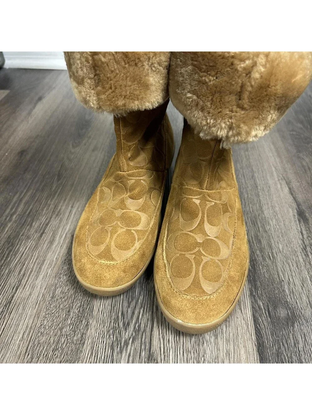 Vintage coach Teri sued leather brown signature fur boats size 9 womans